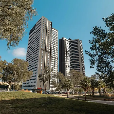 Apartment Sky Tower 3 Bedrooms 2 Bathrooms *