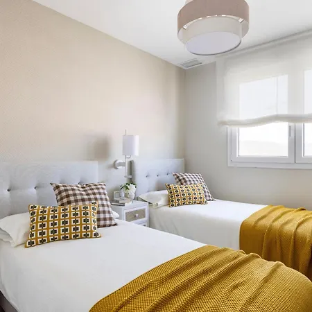 Apartment Sky Tower 3 Bedrooms 2 Bathrooms *