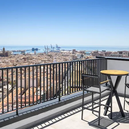 Sky Tower 3 Bedrooms 2 Bathrooms Apartment *